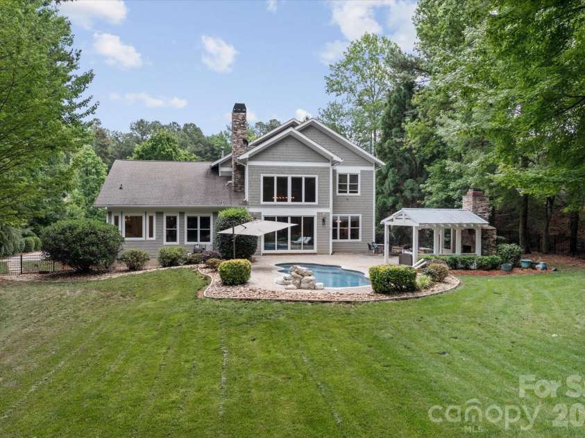 107 Kapp Place Road, Mooresville, NC 28117.  MLS# CAR4382713, YatesRealty ID 28868. 