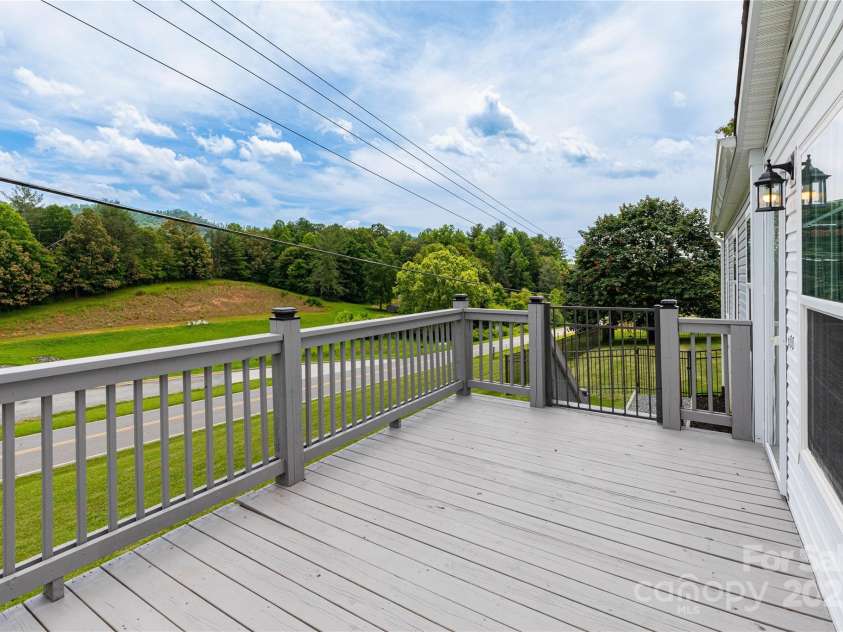 600 Old Mars Hill Highway, Weaverville, NC 28787.  MLS# CAR4269318, YatesRealty ID 28868. 