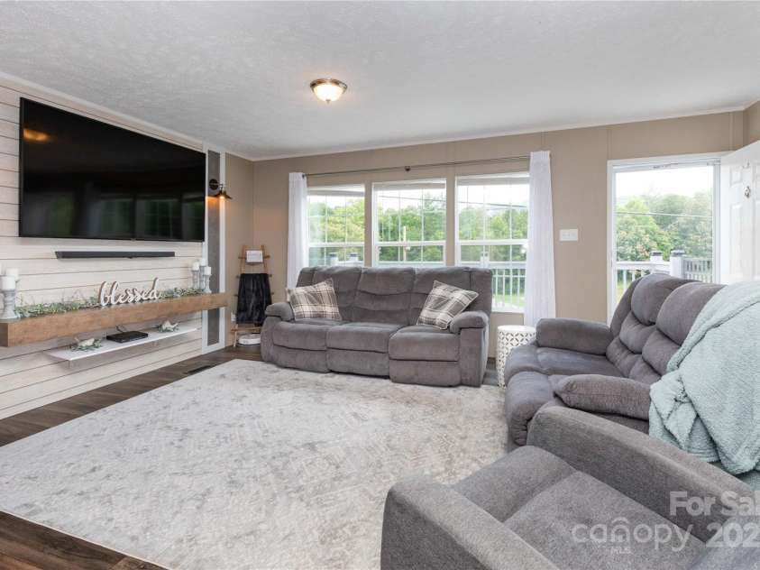 600 Old Mars Hill Highway, Weaverville, NC 28787.  MLS# CAR4269318, YatesRealty ID 28868. 