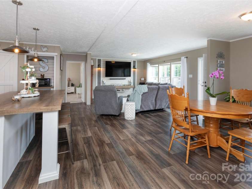 600 Old Mars Hill Highway, Weaverville, NC 28787.  MLS# CAR4269318, YatesRealty ID 28868. 