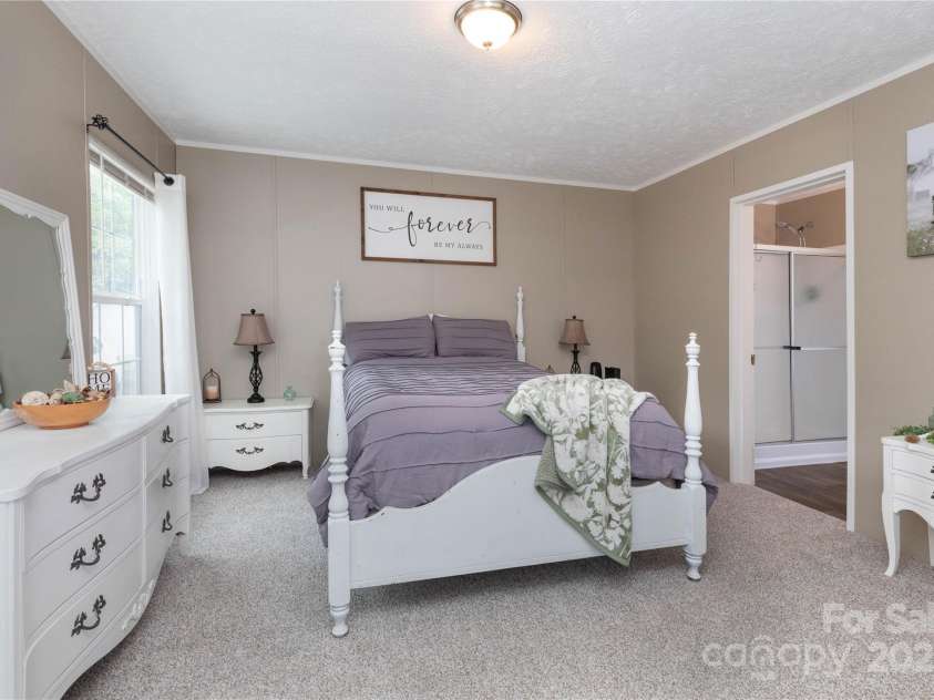 600 Old Mars Hill Highway, Weaverville, NC 28787.  MLS# CAR4269318, YatesRealty ID 28868. 