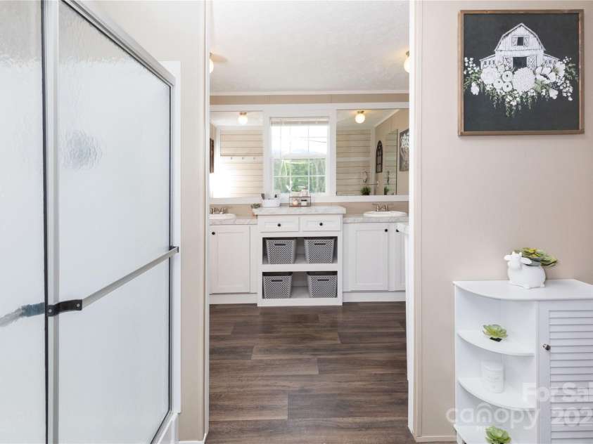 600 Old Mars Hill Highway, Weaverville, NC 28787.  MLS# CAR4269318, YatesRealty ID 28868. 