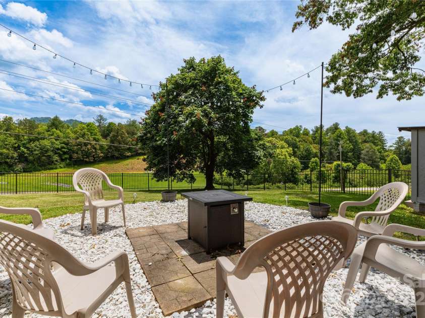 600 Old Mars Hill Highway, Weaverville, NC 28787.  MLS# CAR4269318, YatesRealty ID 28868. 