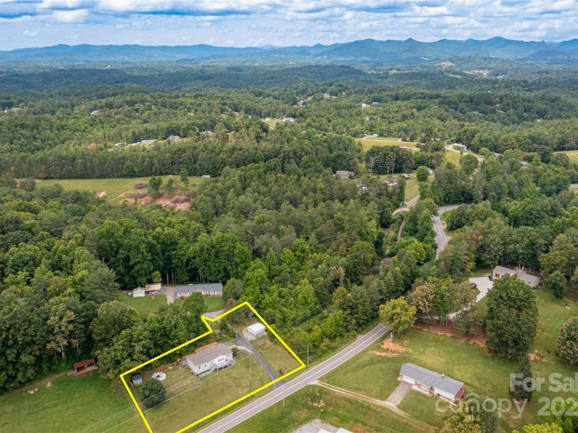 600 Old Mars Hill Highway, Weaverville, NC 28787.  MLS# CAR4269318, YatesRealty ID 28868. 