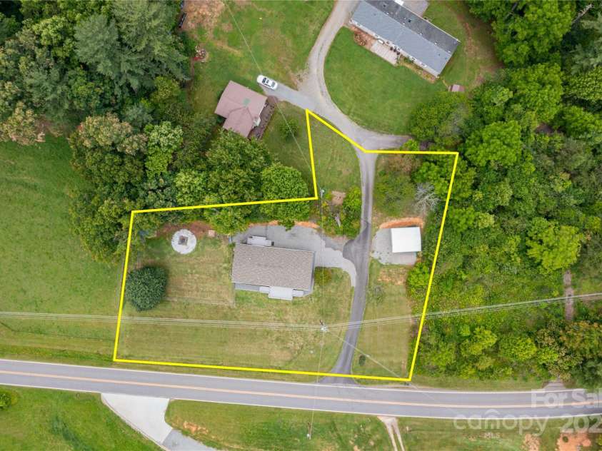 600 Old Mars Hill Highway, Weaverville, NC 28787.  MLS# CAR4269318, YatesRealty ID 28868. 