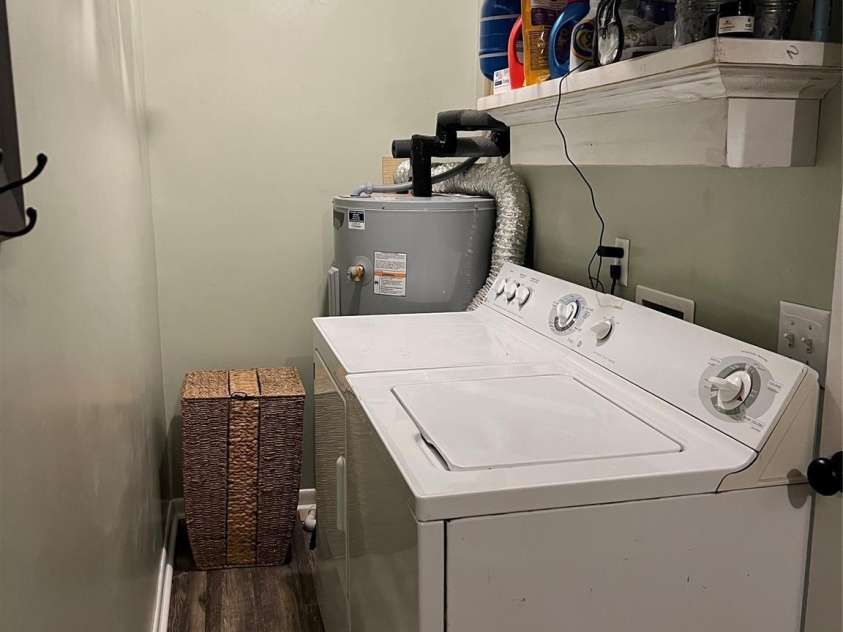 384 Bear Cub Drive, Spruce Pine, NC 28777.  MLS# CAR4389087, YatesRealty ID 28869. Utility room