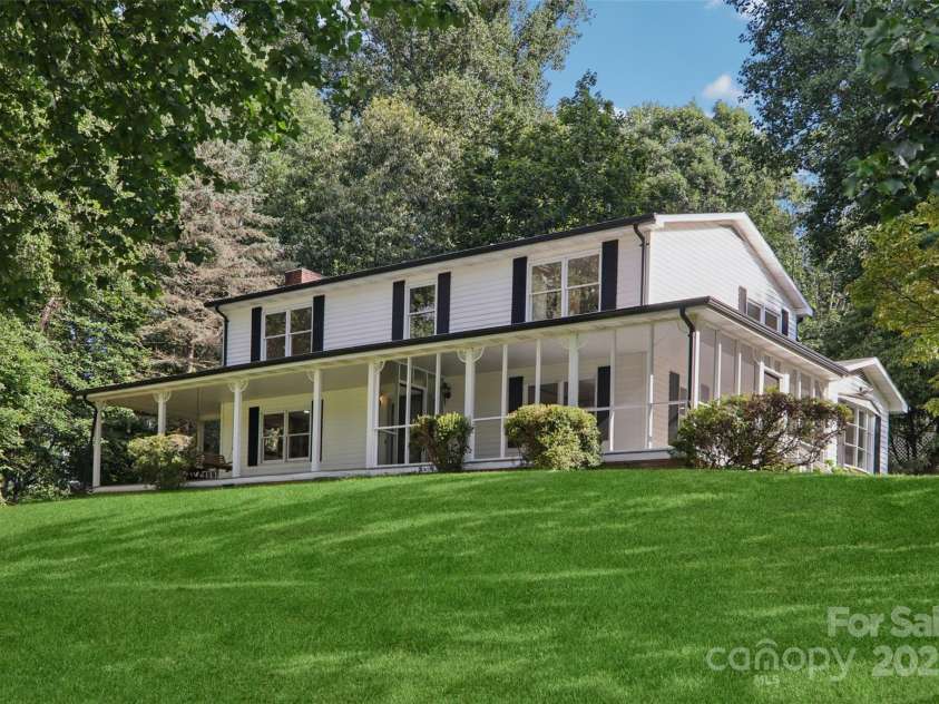 5 Timothy Lane, Candler, NC 28715.  MLS# CAR4301153, YatesRealty ID 2887. 