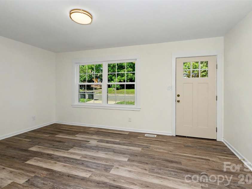 301 Branch Street, Monroe, NC 28112.  MLS# CAR4385417, YatesRealty ID 28871. 