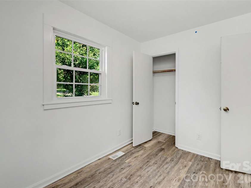 301 Branch Street, Monroe, NC 28112.  MLS# CAR4385417, YatesRealty ID 28871. 
