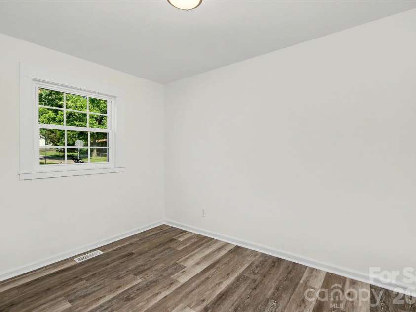 301 Branch Street, Monroe, NC 28112.  MLS# CAR4385417, YatesRealty ID 28871. 