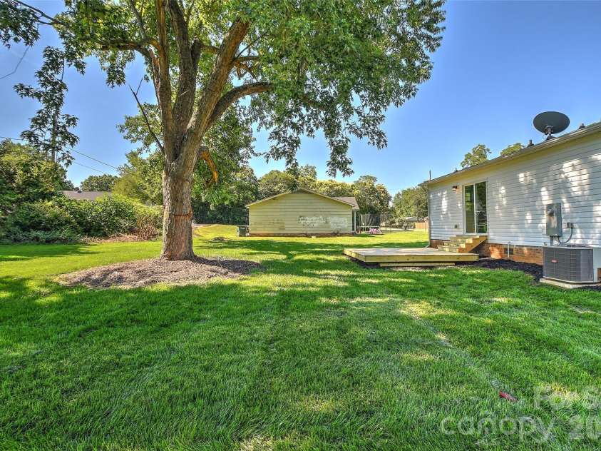 301 Branch Street, Monroe, NC 28112.  MLS# CAR4385417, YatesRealty ID 28871. 