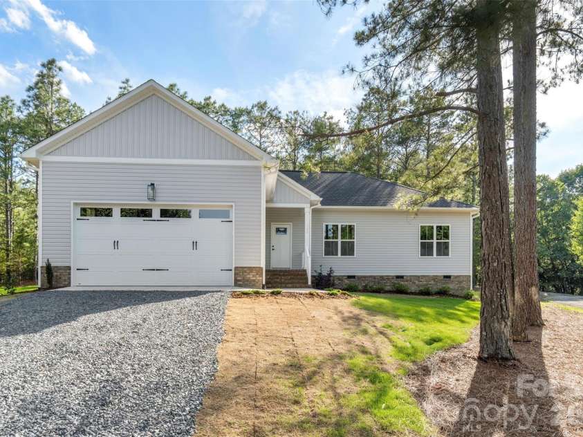 185 Shagbark Court, West End, NC 27376.  MLS# CAR4388224, YatesRealty ID 28872. 