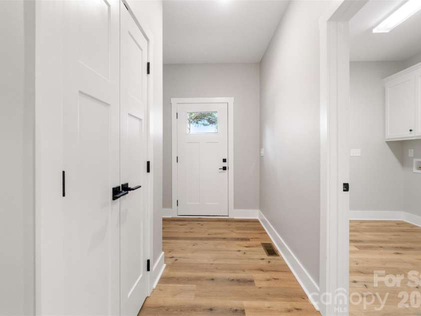 185 Shagbark Court, West End, NC 27376.  MLS# CAR4388224, YatesRealty ID 28872. 
