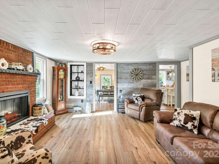 922 Prathers Creek Church Road, Laurel Springs, NC 28644.  MLS# CAR4282309, YatesRealty ID 28872. 