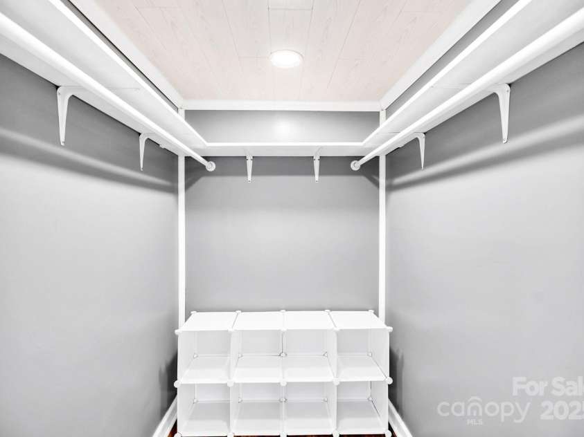 922 Prathers Creek Church Road, Laurel Springs, NC 28644.  MLS# CAR4282309, YatesRealty ID 28872. 