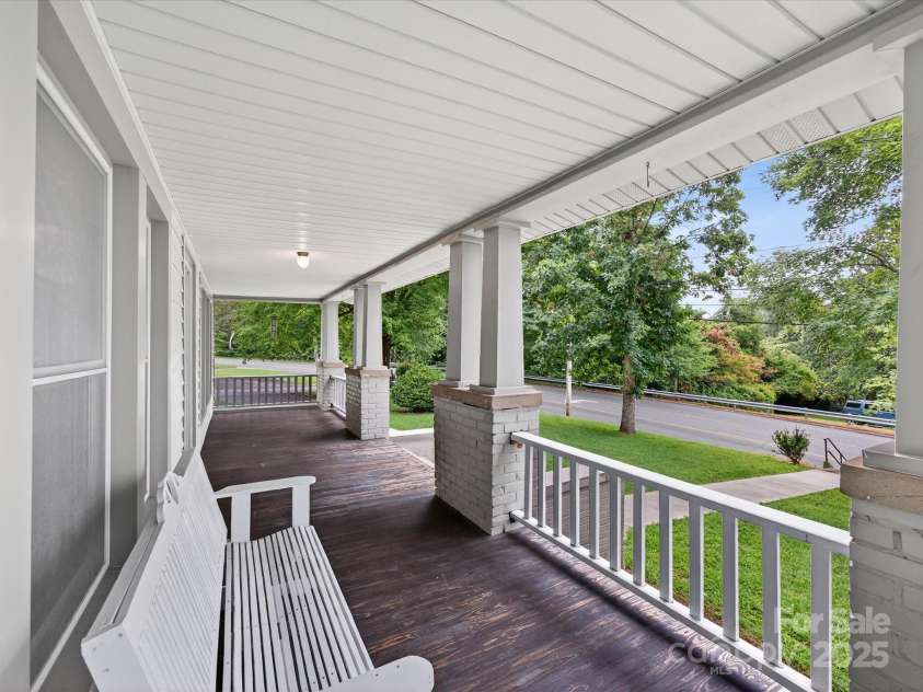 808 Union Street, Morganton, NC 28655.  MLS# CAR4283334, YatesRealty ID 28875. 