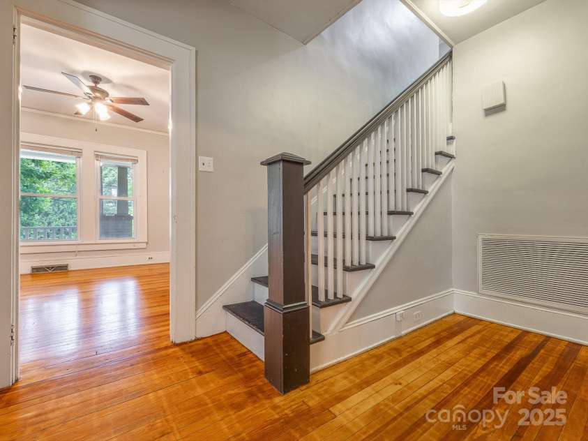 808 Union Street, Morganton, NC 28655.  MLS# CAR4283334, YatesRealty ID 28875. 