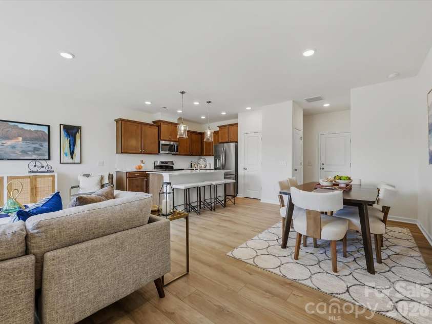 6543 Fire Lily Lane, Charlotte, NC 28216.  MLS# CAR4351859, YatesRealty ID 28876. 1st Floor Open Layout, Great for Entertaining