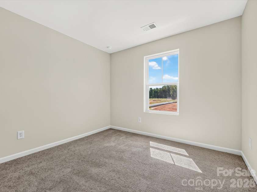 6543 Fire Lily Lane, Charlotte, NC 28216.  MLS# CAR4351859, YatesRealty ID 28876. Spacious Secondary Bedroom on 2nd Floor