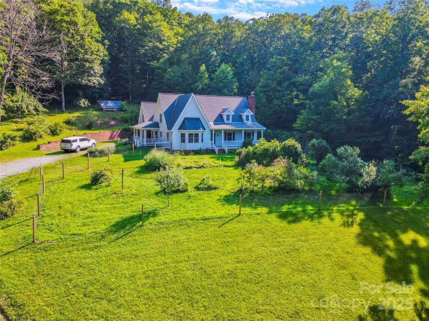 716 hopewell church Road, Boone, NC 28607.  MLS# CAR4284555, YatesRealty ID 28879. 