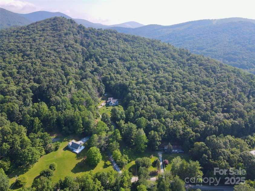 716 hopewell church Road, Boone, NC 28607.  MLS# CAR4284555, YatesRealty ID 28879. 