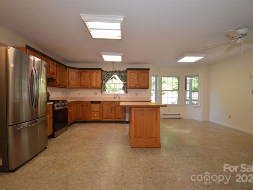 716 hopewell church Road, Boone, NC 28607.  MLS# CAR4284555, YatesRealty ID 28879. 