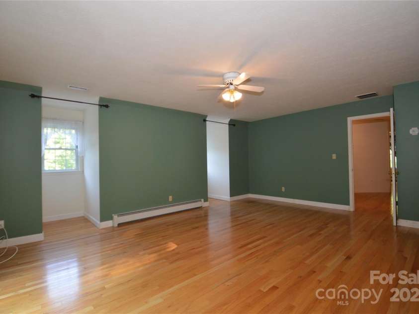 716 hopewell church Road, Boone, NC 28607.  MLS# CAR4284555, YatesRealty ID 28879. 