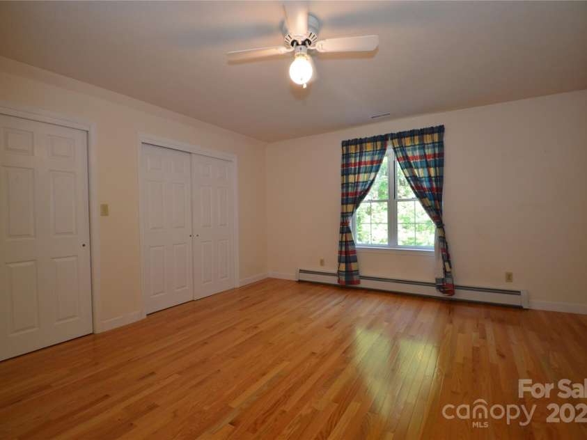 716 hopewell church Road, Boone, NC 28607.  MLS# CAR4284555, YatesRealty ID 28879. 