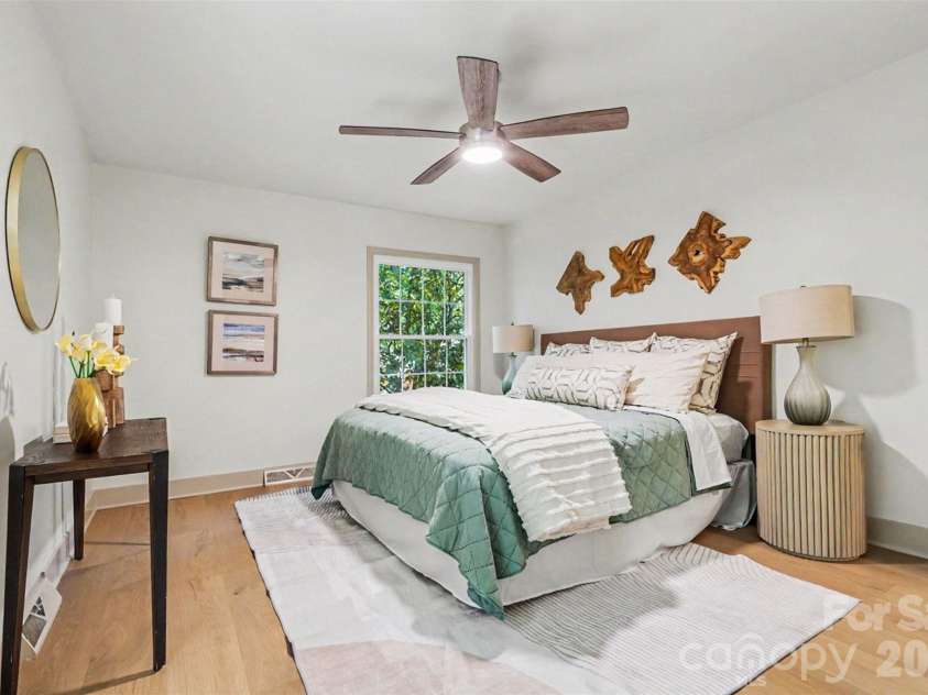7806 Snowden Lane, Charlotte, NC 28270.  MLS# CAR4376755, YatesRealty ID 28879. 