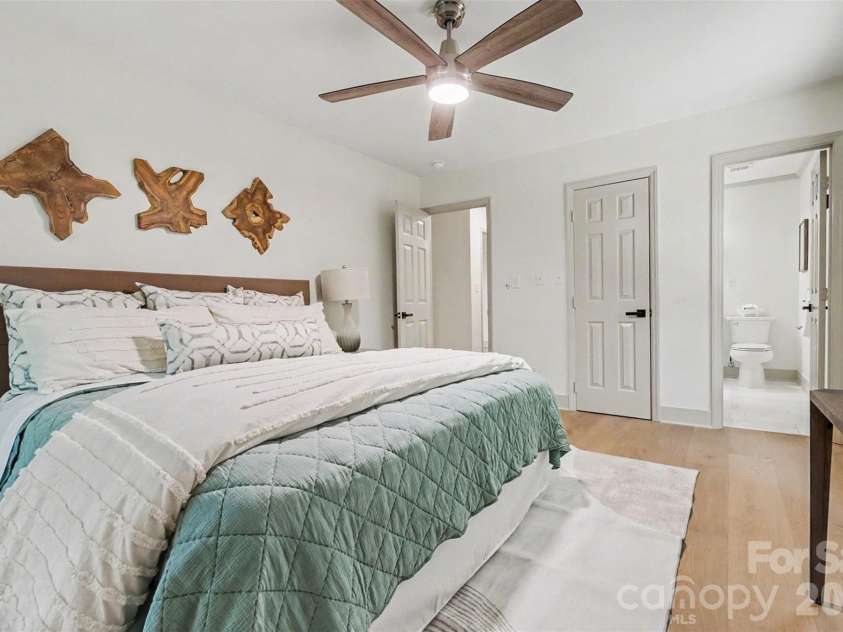 7806 Snowden Lane, Charlotte, NC 28270.  MLS# CAR4376755, YatesRealty ID 28879. 