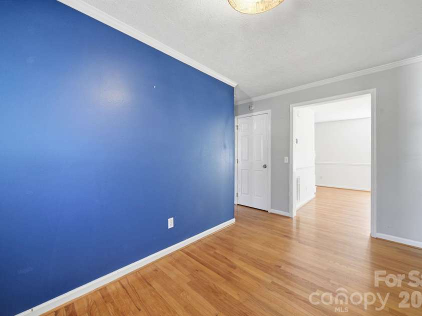 313 Sunrise Circle, Shelby, NC 28150.  MLS# CAR4384681, YatesRealty ID 28880. 