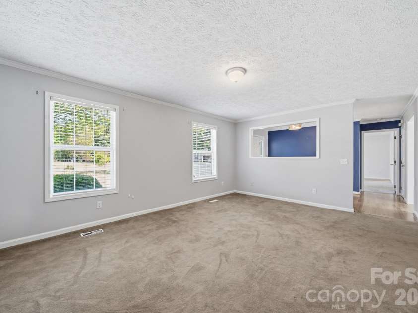 313 Sunrise Circle, Shelby, NC 28150.  MLS# CAR4384681, YatesRealty ID 28880. 