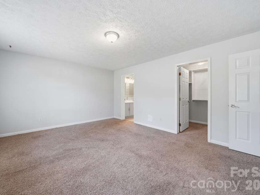 313 Sunrise Circle, Shelby, NC 28150.  MLS# CAR4384681, YatesRealty ID 28880. 