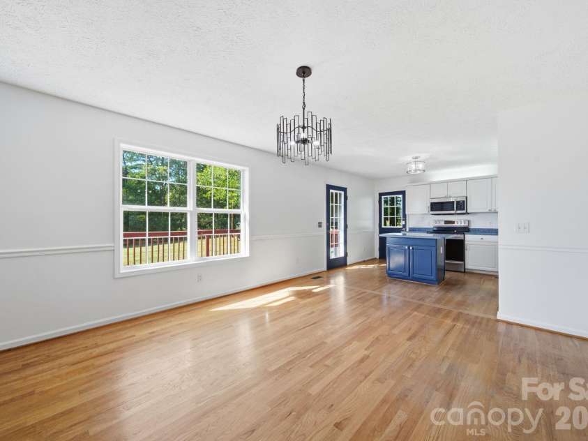 313 Sunrise Circle, Shelby, NC 28150.  MLS# CAR4384681, YatesRealty ID 28880. 
