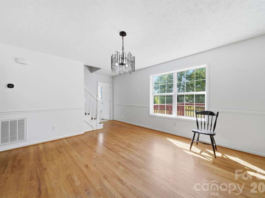 313 Sunrise Circle, Shelby, NC 28150.  MLS# CAR4384681, YatesRealty ID 28880. 