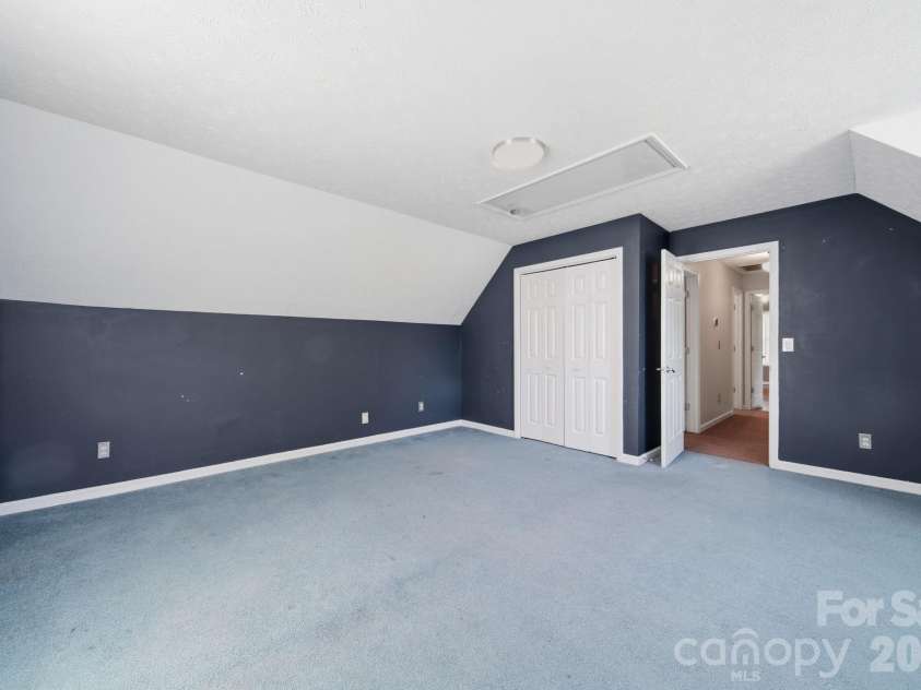 313 Sunrise Circle, Shelby, NC 28150.  MLS# CAR4384681, YatesRealty ID 28880. 
