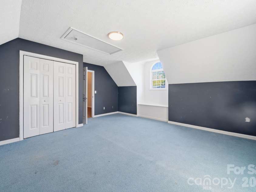 313 Sunrise Circle, Shelby, NC 28150.  MLS# CAR4384681, YatesRealty ID 28880. 