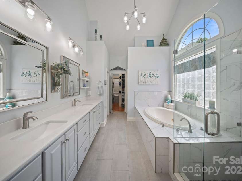 3544 Maple Brook Drive, Denver, NC 28037.  MLS# CAR4277943, YatesRealty ID 28880. 