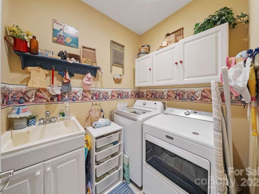 3544 Maple Brook Drive, Denver, NC 28037.  MLS# CAR4277943, YatesRealty ID 28880. 