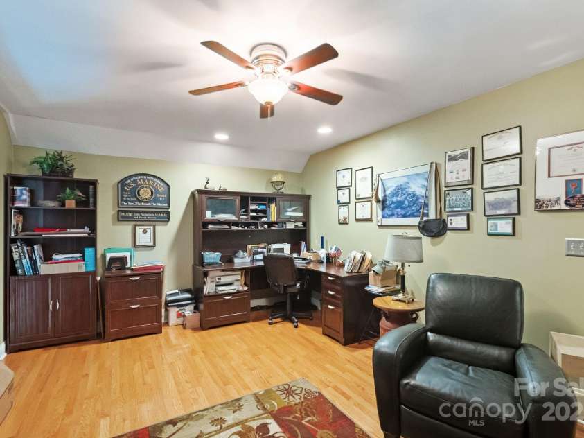 3544 Maple Brook Drive, Denver, NC 28037.  MLS# CAR4277943, YatesRealty ID 28880. 