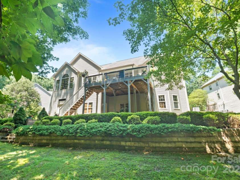 3544 Maple Brook Drive, Denver, NC 28037.  MLS# CAR4277943, YatesRealty ID 28880. 