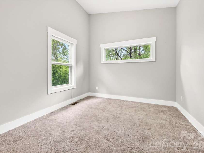 181 Glendale Avenue, Asheville, NC 28803.  MLS# CAR4380029, YatesRealty ID 28881. Second Bedroom
