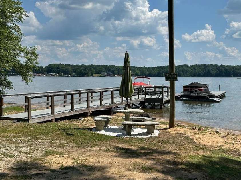 440 Lake Pointe Lane, Salisbury, NC 28146.  MLS# CAR4275185, YatesRealty ID 28882. 