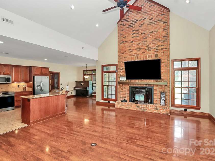 440 Lake Pointe Lane, Salisbury, NC 28146.  MLS# CAR4275185, YatesRealty ID 28882. 