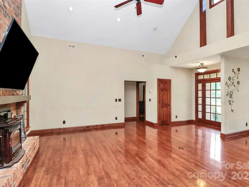 440 Lake Pointe Lane, Salisbury, NC 28146.  MLS# CAR4275185, YatesRealty ID 28882. 