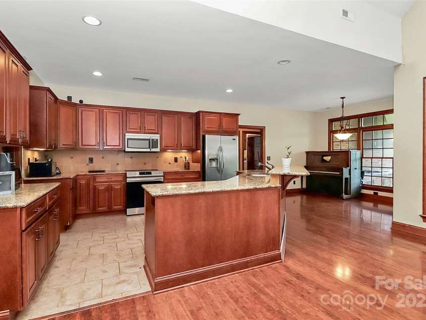 440 Lake Pointe Lane, Salisbury, NC 28146.  MLS# CAR4275185, YatesRealty ID 28882. 