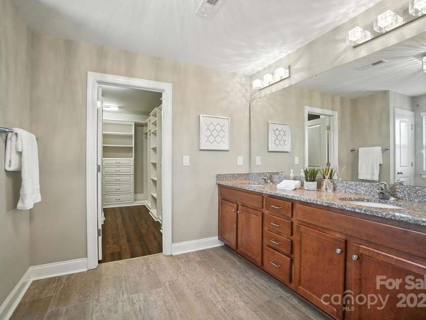 2006 Paddington Drive, Indian Trail, NC 28079.  MLS# CAR4278056, YatesRealty ID 28883. 