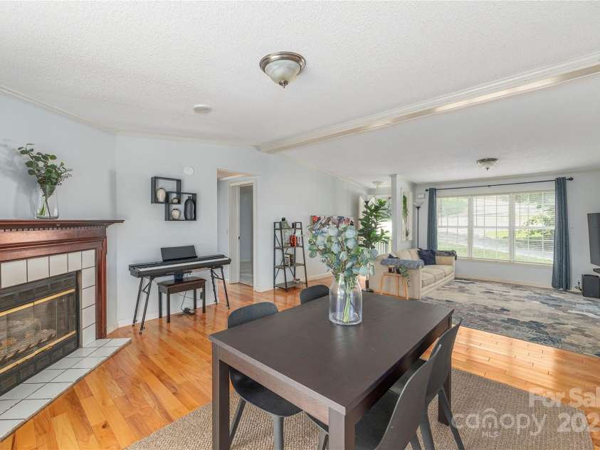 38 Hudson Hollow, Horse Shoe, NC 28742.  MLS# CAR4276783, YatesRealty ID 28884. 
