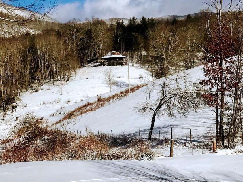 745 Broom Road, Tuckasegee, NC 28783.  MLS# CAR4283868, YatesRealty ID 28886. 