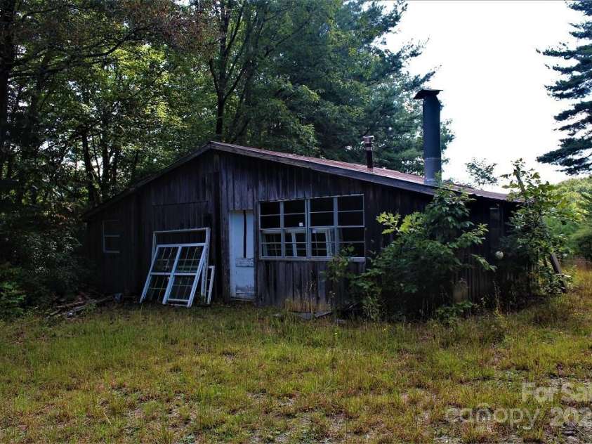 745 Broom Road, Tuckasegee, NC 28783.  MLS# CAR4283868, YatesRealty ID 28886. 